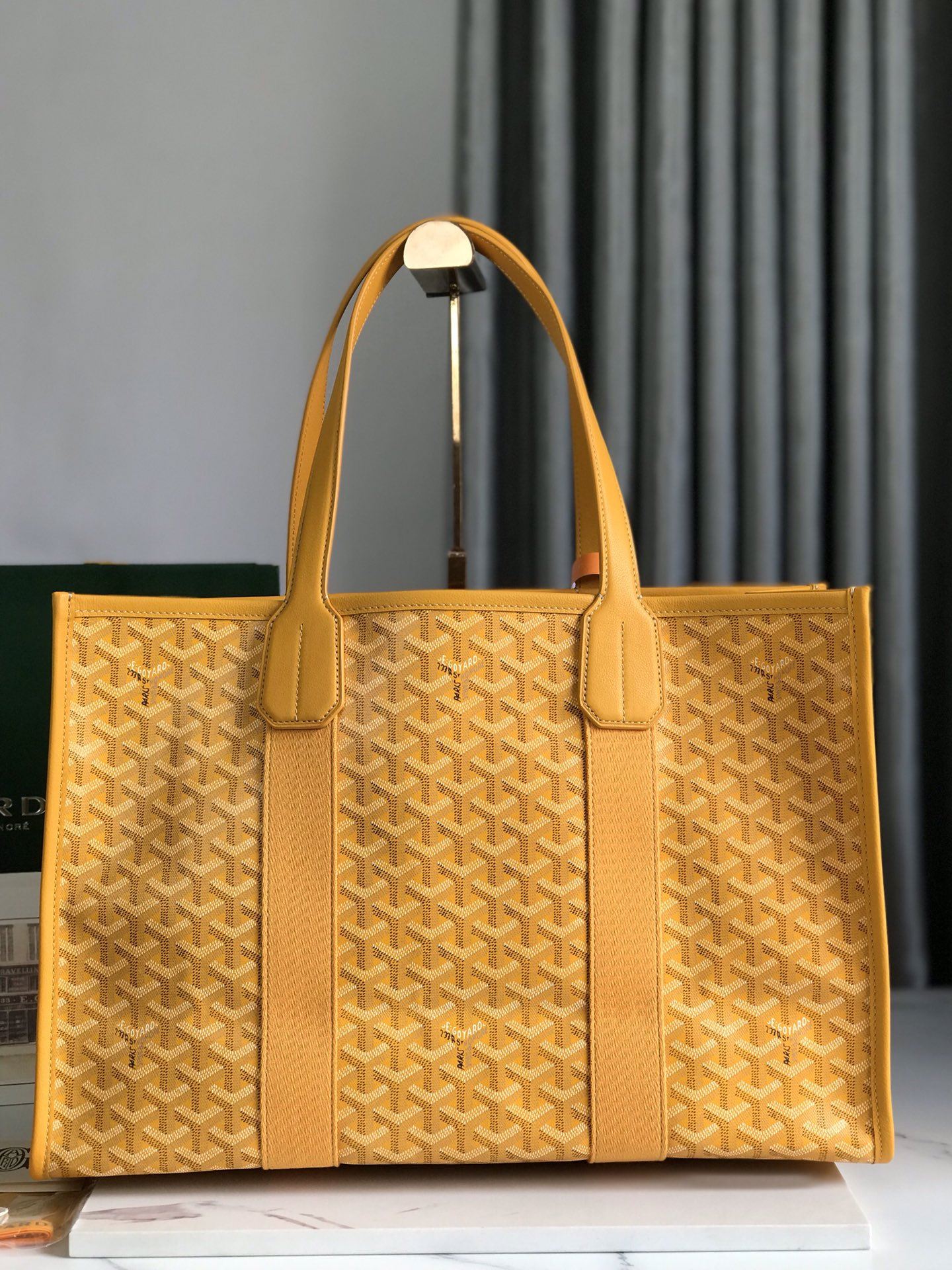 Goyard Shopping Bags